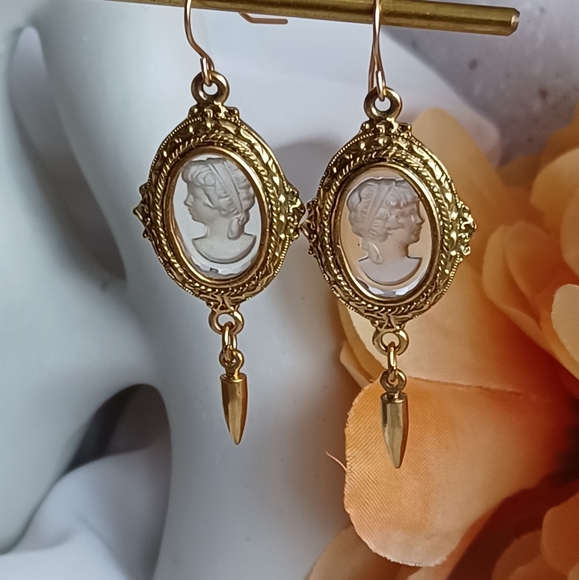 Vintage Gold and Glass Portrait Earrings - Picture 3 of 5